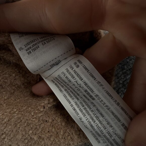 NWT Hollister Women Cardigan Sweater Medium Super Soft Knit Cropped Oversized - Picture 12 of 13